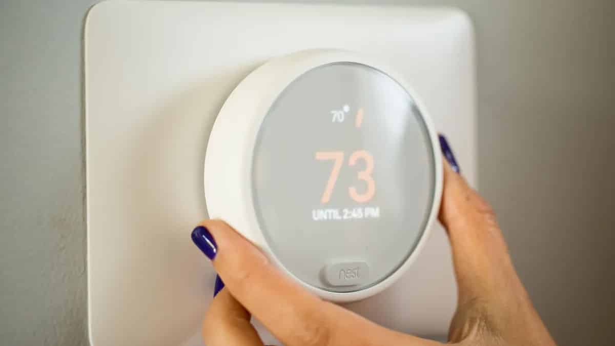 Thermostat Installation & Calibration image